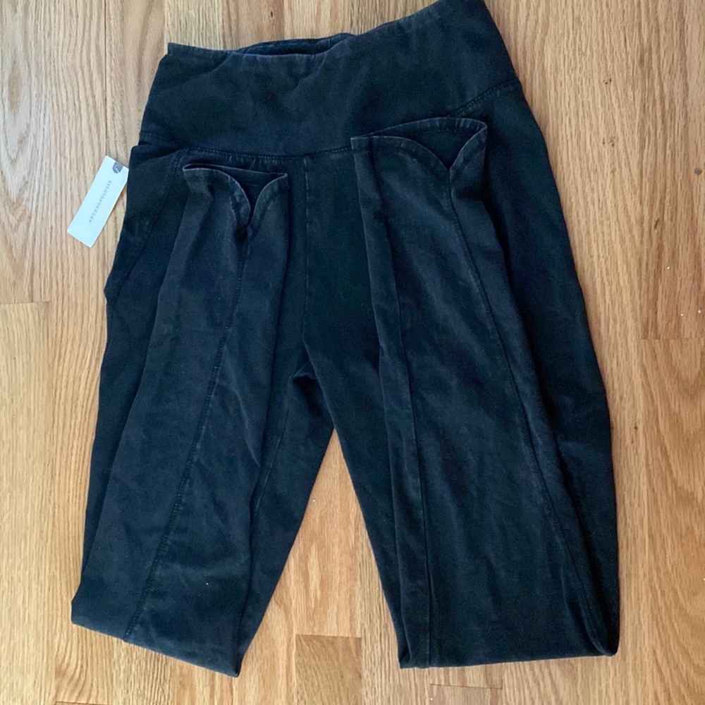Anthropologie black distressed leggings